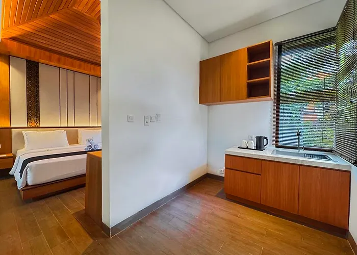 El & Bali - Sanur 4*